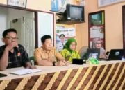 Wakili Camat Kalaena, Kasi PMD Hadiri Pembinaan Kampung KB di Desa Pertasi Kencana