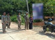 Kolaborasi Bersama PKD, Satpol PP Kec. Kalaena Pantau APK Caleg