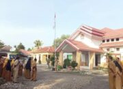 Pelaksanaan Apel Pagi Dipimpin oleh Camat Kalaena