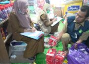 Sidak Pasar Tampinna, Tim Pengawas Temukan Sejumlah Barang Kadaluarsa