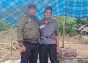 Banjir di Kabupaten Luwu, Kades Bahari Langsung ke TKP Salurkan Bantuan Mewakili Masyarakatnya