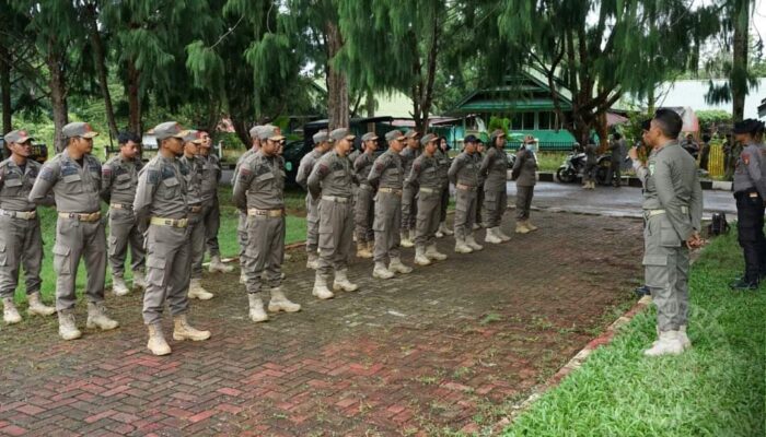 Personil Satpol PP Luwu Timur Ikuti Pelatihan Atasi Demo 