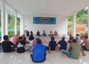 Gunakan Dana Desa, Pemdes Atue Bagikan Pupuk Organik Secara Geratis 