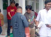 Jumat Berkah Direktur RS I Lagaligo Bagikan Sarapan Sejumlah Pegawai RS