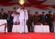 Upacara Penurunan Bendera Merah Putih Berlangsung Khidmat, Wabub Akbar Apresiasi Paskibraka