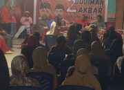 Sambut Budiman-Akbar di Wotu, Emak-Emak: Lanjutkan Kebaikan Pak Guru