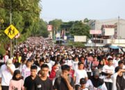 Masyarakat Lutim Tumpah Ruah Ikut Jalan Sehat HUT Sulsel ke 355 Tahun