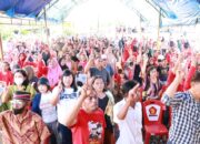 Warga Langkea Raya Minta Calon Bupati Budimana – Akbar Untuk Perjuangkan Pengadaan Tiang Listrik