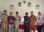 Kepala Desa Sindu Agung Beri Insentif untuk Penggali Kubur