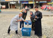 Konten Komedi Tomoni Berbagi Takjil