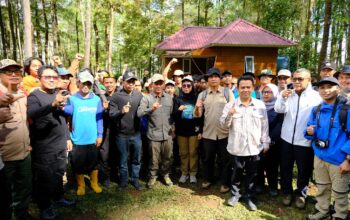 Semarak Hari Lingkungan Hidup Sedunia, PT Vale Tegaskan Komitmen Jangka Panjang Menghargai Bumi: Bersama Menteri LHK di Gunung Bawakaraeng dan Edukasi Daur Ulang Plastik bagi Masyarakat