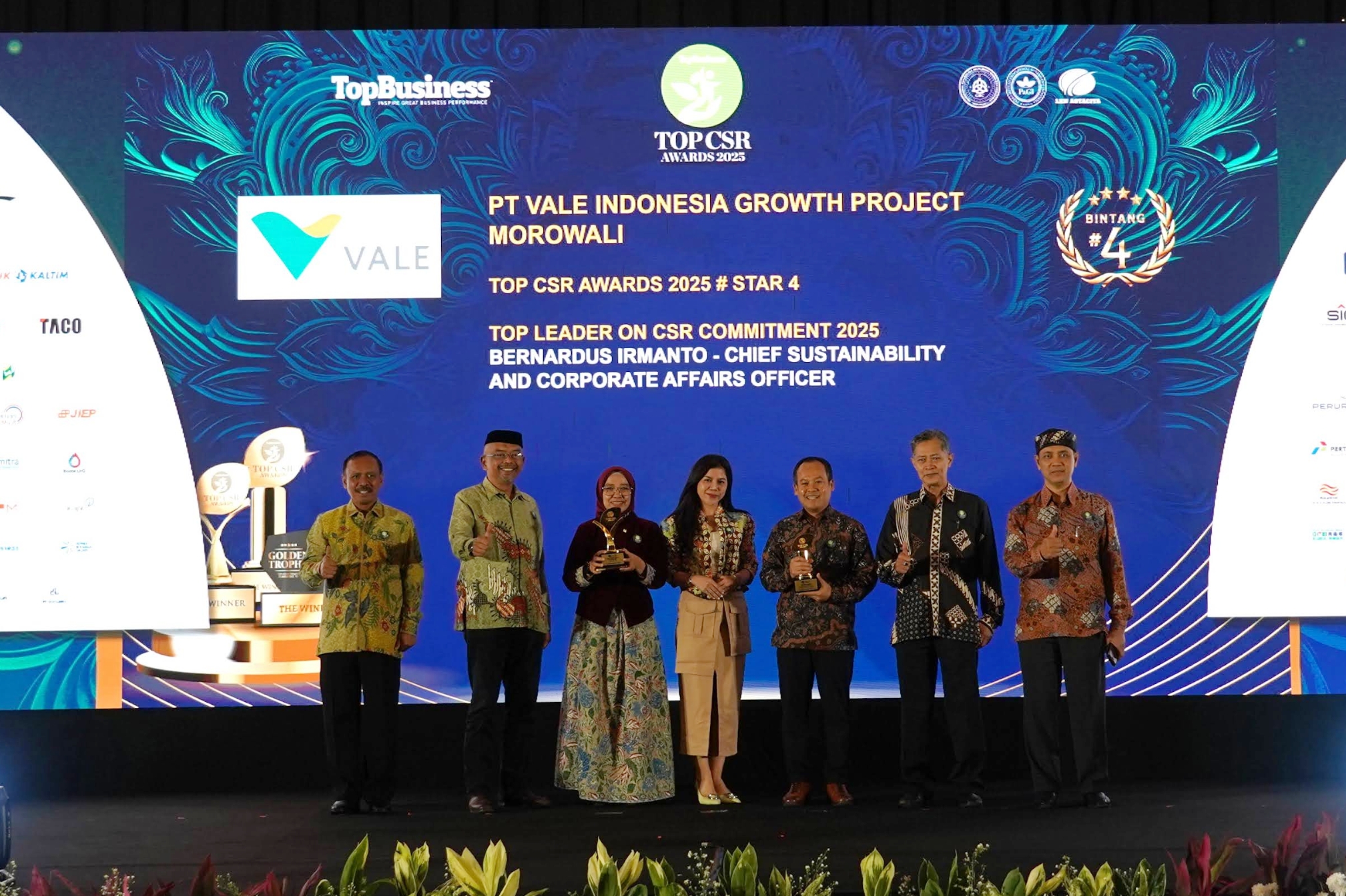 Selaraskan Bisnis dan Keberlanjutan Dukung Hilirisasi: PT Vale IGP Morowali Raih Penghargaan Strategis di TOP CSR Awards 2025