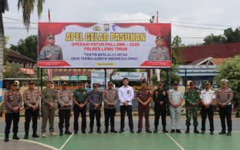 Wakapolres Luwu Timur Pimpin Apel Operasi Patuh Pallawa 2025, Ajak Personel Bertindak Humanis