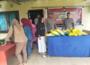 Gerakan Pangan Murah: Polsek Burau dan Bhayangkari Bantu Warga Dapatkan Beras Terjangkau