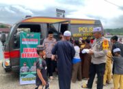 Usai Salat Jumat, Jamaah Masjid Baitul Rahman Dapat Kejutan Manis dari Polres Luwu Timur