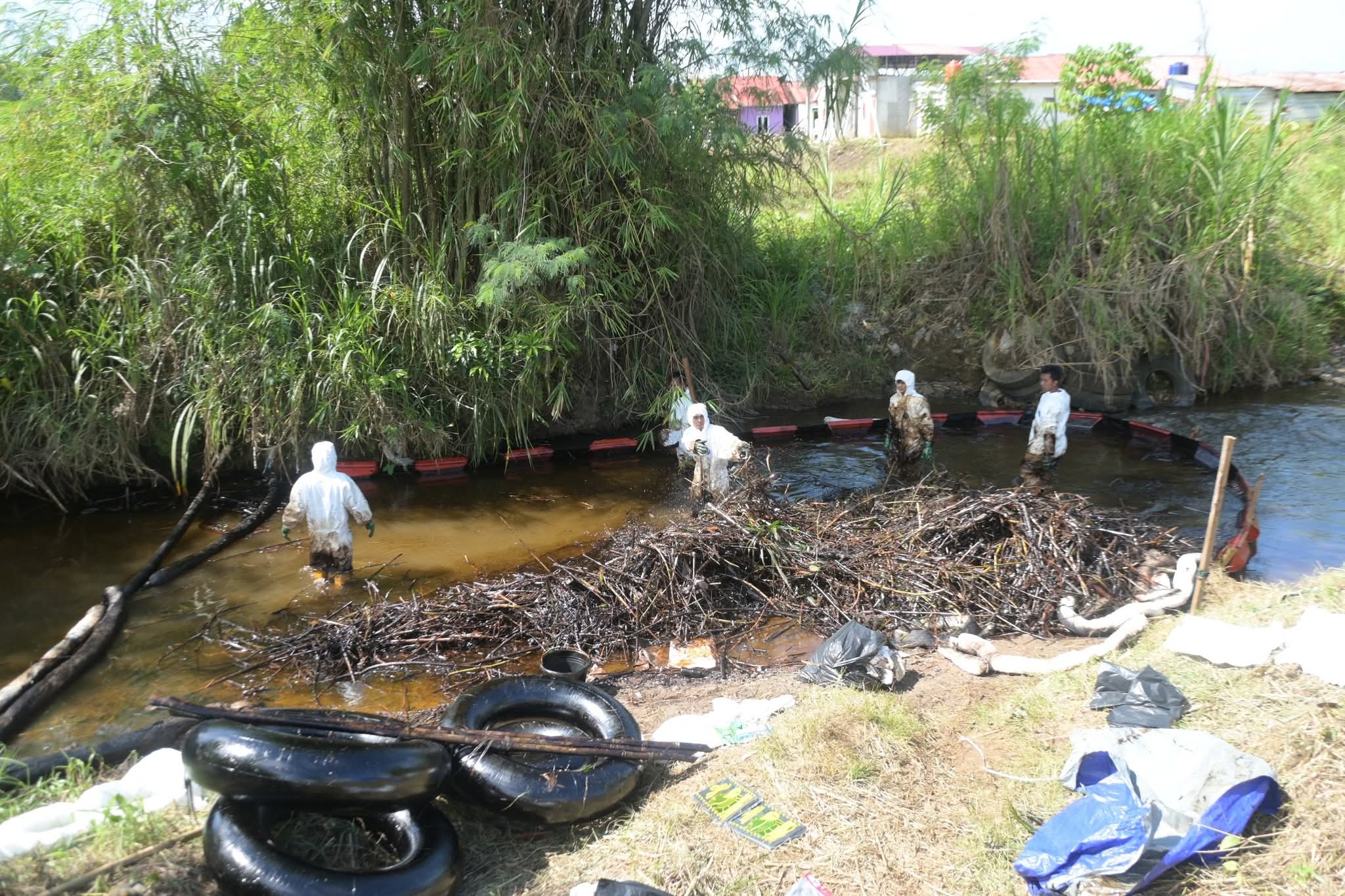 Langkah Nyata Wujudkan Towuti Pulih: PT Vale Fokus Bersihkan Sisa Tumpahan dan Tanggapi Aduan Warga