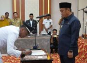 Bupati Irwan Kukuhkan 14 Kepala Desa Luwu Timur, Tegaskan Pelayanan Masyarakat Jadi Prioritas