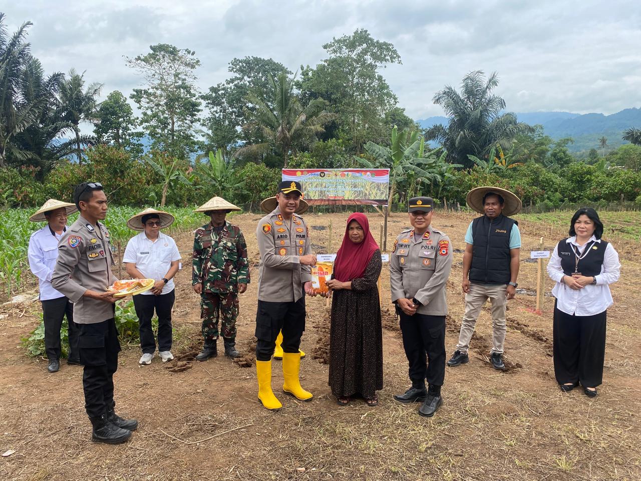 Polres Luwu Timur Tanam Jagung Serentak, Dukung Program Swasembada Pangan 2025