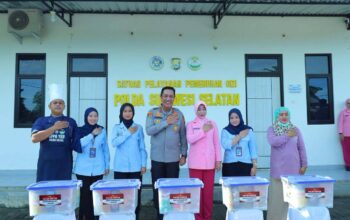 Kapolda Sulsel Irjen Pol. Djuhandhani Didampingi Ketua Bhayangkari Daerah Tinjau Program Gizi SPPG YKB Polda Sulsel