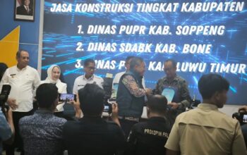 Dinas PUPR Luwu Timur Raih Peringkat 3 Terbaik Layanan Jasa Konstruksi Se-Sulawesi, Bukti Peningkatan Kualitas!