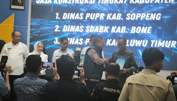 Dinas PUPR Luwu Timur Raih Peringkat 3 Terbaik Layanan Jasa Konstruksi Se-Sulawesi, Bukti Peningkatan Kualitas!