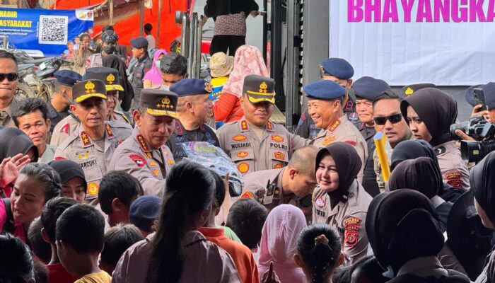 Jenderal Sigit Pantau Layanan Pengungsian Aceh Tamiang, Distribusi Logistik Dimaksimalkan