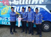 Bupati Irwan Serahkan Berbagai Sarana dan Prasarana Pelayanan Publik 