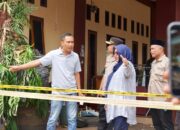 Wabup Puspawati Tinjau Lokasi Kebakaran di Nuha, Serahkan Bantuan untuk Warga Terdampak