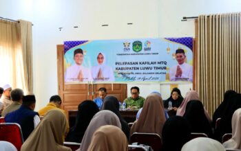 Sekda Resmi Lepas Kafilah Lutim, Optimis Tampil Maksimal di MTQ Sulsel Maros