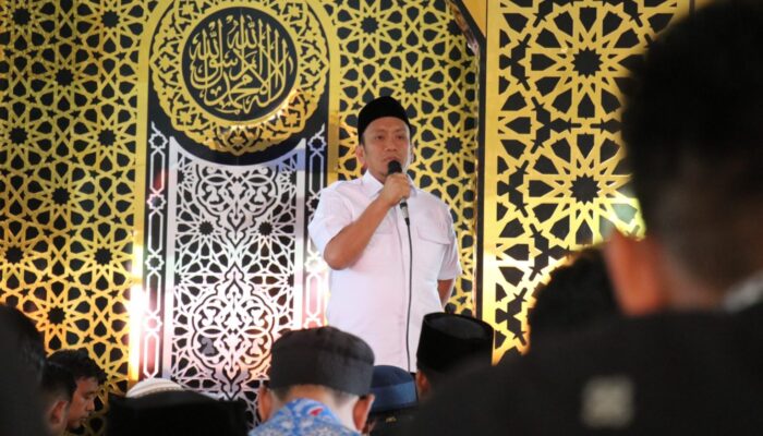Bupati Irwan Siapkan Sanksi ASN yang Tidak Berjamaah di Masjid