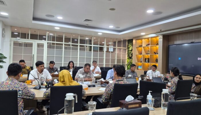 Konsultasi ke KemenPU, Pemkab Lutim Matangkan Regulasi Penataan Danau Matano