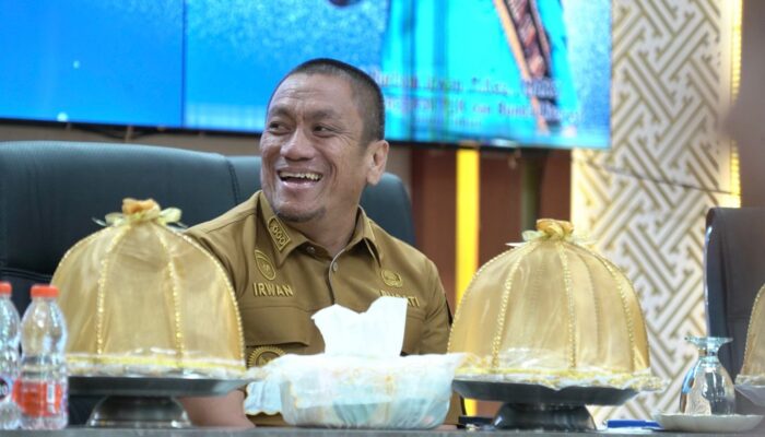 Saksikan Pengukuhan Bunda Literasi Kecamatan dan Desa, Bupati Irwan : Jadilah Penggerak Gerakan Literasi