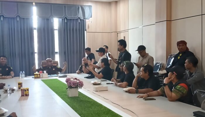 Kejari Lutim Gelar Dialog Terbuka Dengan MUAK Dan Media  Empat Poin Menjadi Tuntutan Dalam Pembahasan